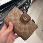 COACH Medium Corner Zip Wallet 大集合 #I2411