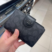 COACH Medium Corner Zip Wallet 大集合 #I2411